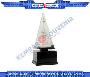Piala Dari Akrilik STIKES Bustanul Ulum Langsa