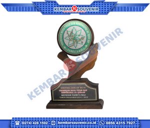 Model Piala Akrilik DPRD Provinsi Sulawesi Tenggara