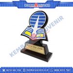 Model Piala Akrilik DPRD Kabupaten Padang Lawas