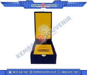 Piala Akrilik Murah DPRD Kabupaten Deli Serdang