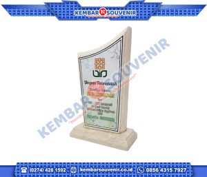 Contoh Trophy Akrilik Pemerintah Kabupaten Sijunjung